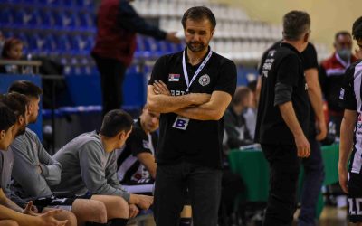 Nenad Maksić podneo ostavku na mesto trenera, raskinuti ugovori sa Aleksom Maksićem i Nikolom Ivanovićem